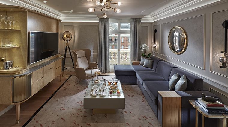 mandarin oriental hyde park london knightsbridge living room