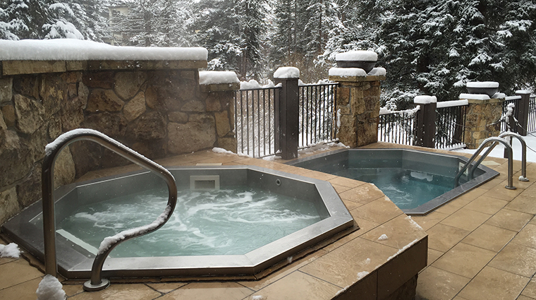 Property VailMountainLodge Hotel PublicSpaces OutdoorHotTubs VailMountainLodgeandSpa