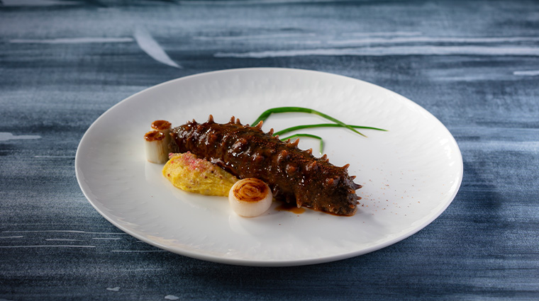 the huaiyang garden braised sea cucumber